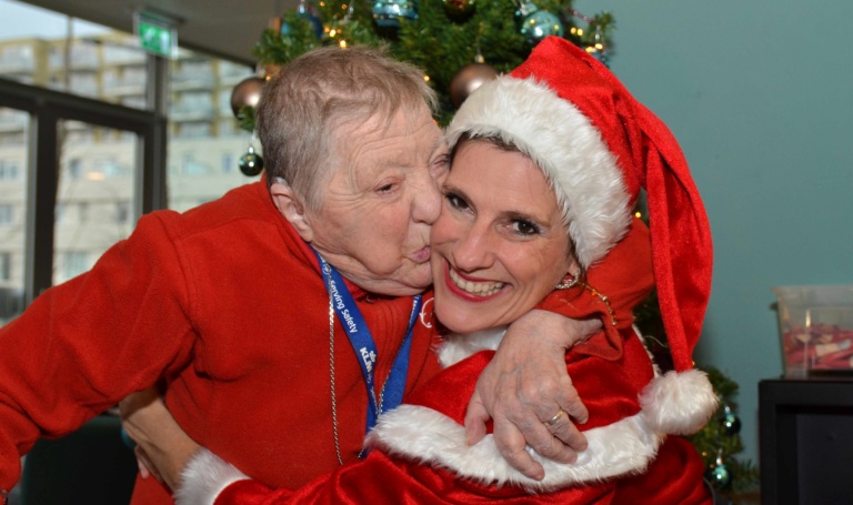 Kerstprogramma voor ouderen en senioren La Donna Mobile