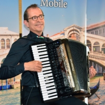Muziekoptredens voor zorgcentra